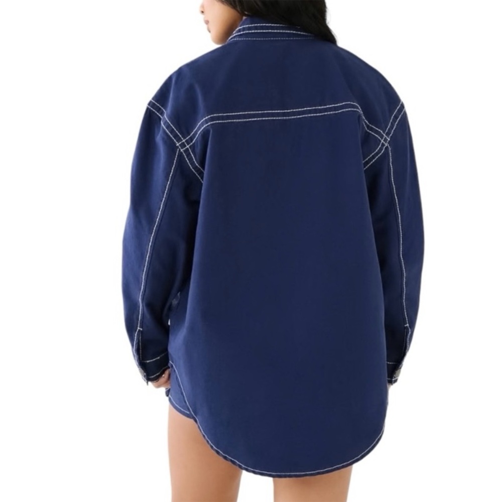 True Religion Big T Shacket
Size 2XL - Picture 3 of 6